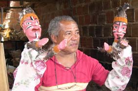 Zé Lopes with Caboclos - Photo by Elisabeth den Otter