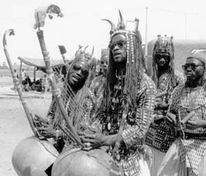 hunters with instruments - photograph by E. den Otter